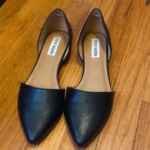 Steve Madden Genius Black flats size 8.5